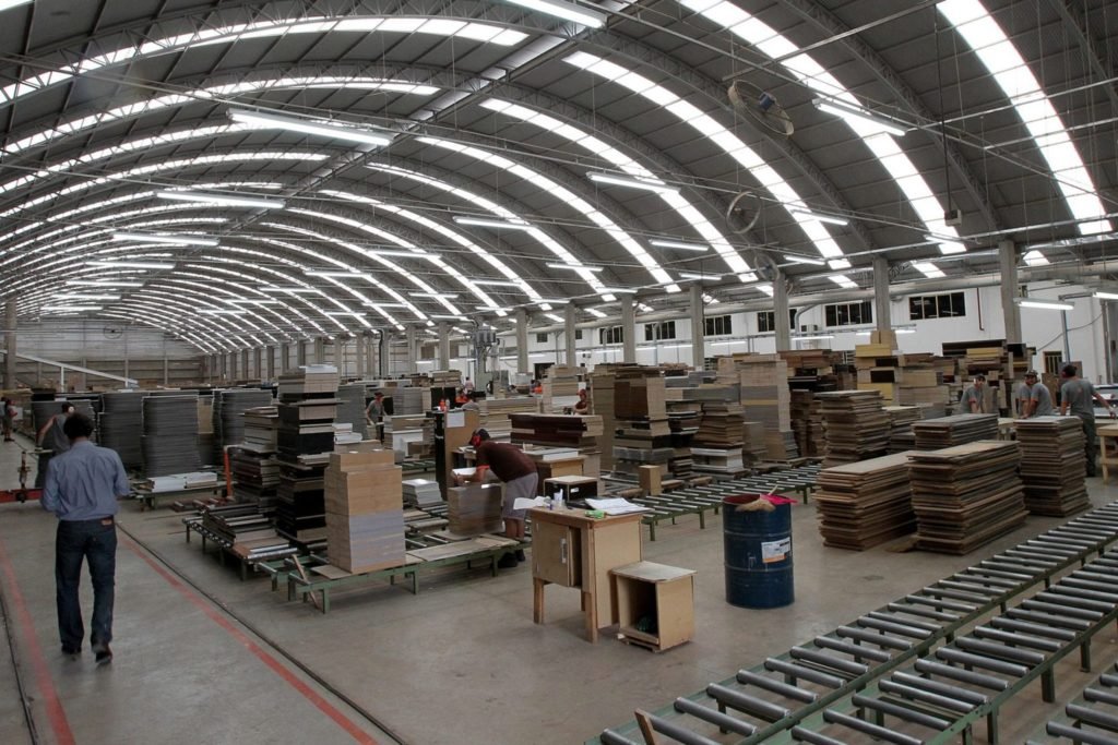 Só três setores da indústria voltaram aos níveis pré-crise