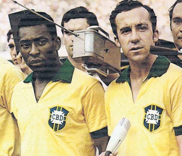 Tostão: “Neymar vive da fama, seu comportamento é irresponsável”