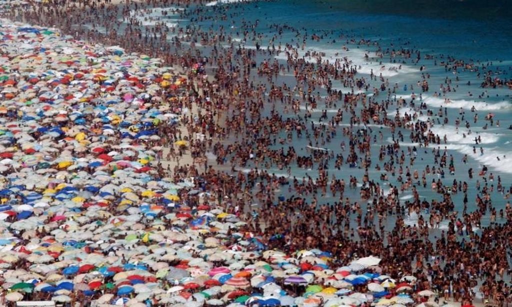 Governador do RJ pode interditar as praias cariocas