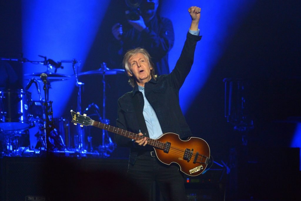 Paul McCartney: “Fui o sujeito que destruiu os Beatles e o safado que processou seus companheiros”