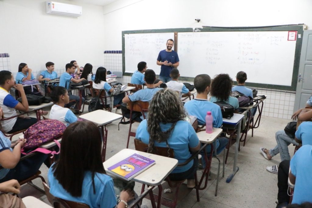 Aulas presenciais na rede pública estadual estão suspensas em 2020