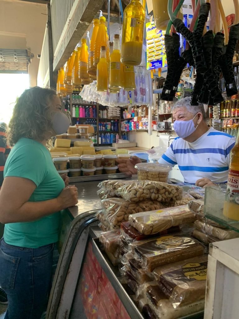 Larissa inicia com carreata a campanha para vereadora em Mossoró