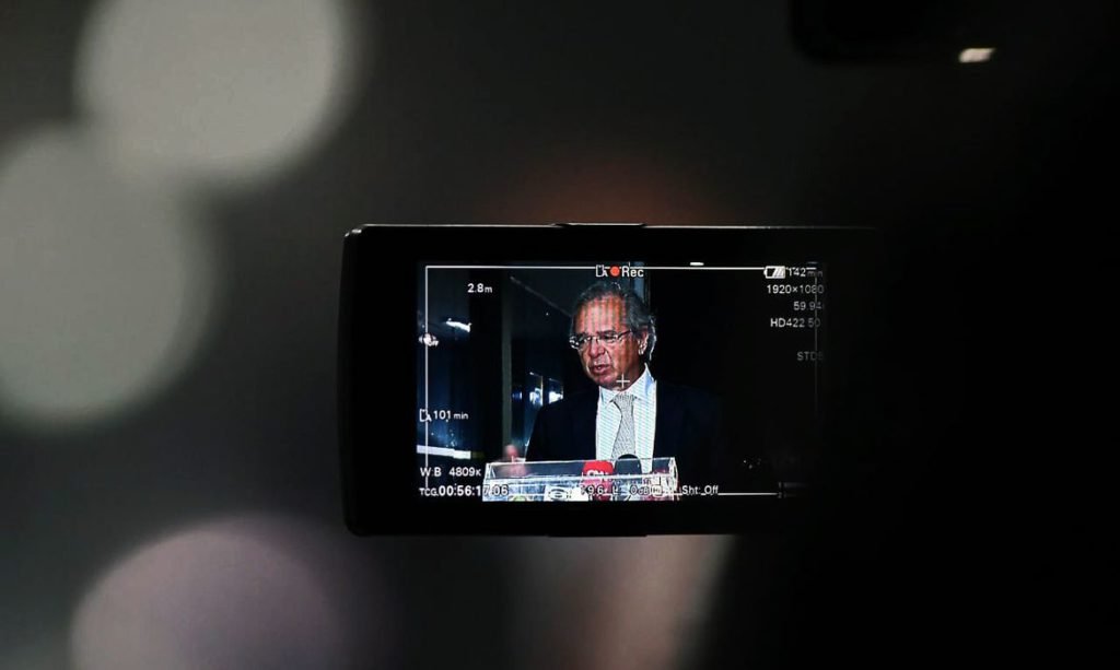 Brasil será a maior fronteira de investimentos do mundo em 2021, afirma Paulo Guedes