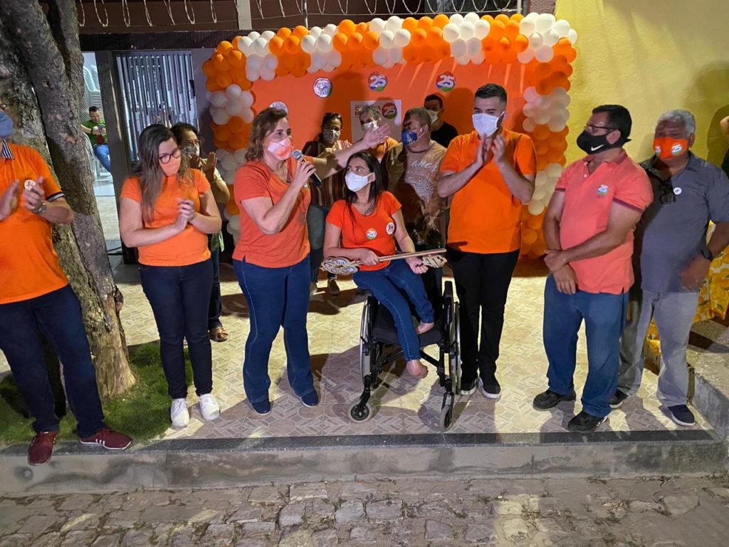 Cláudia Regina lança “Casas 25” na primeira semana de campanha em Mossoró