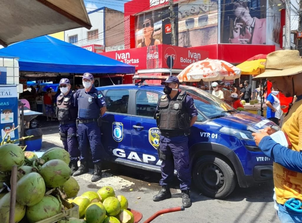 A feira livre do Alecrim agora tem segurança da Guarda Municipal