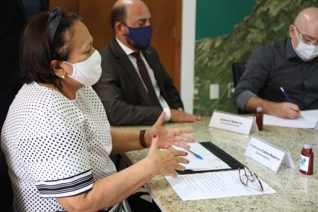 Governo garante isolamento para proteger banhistas em Tibau do Sul