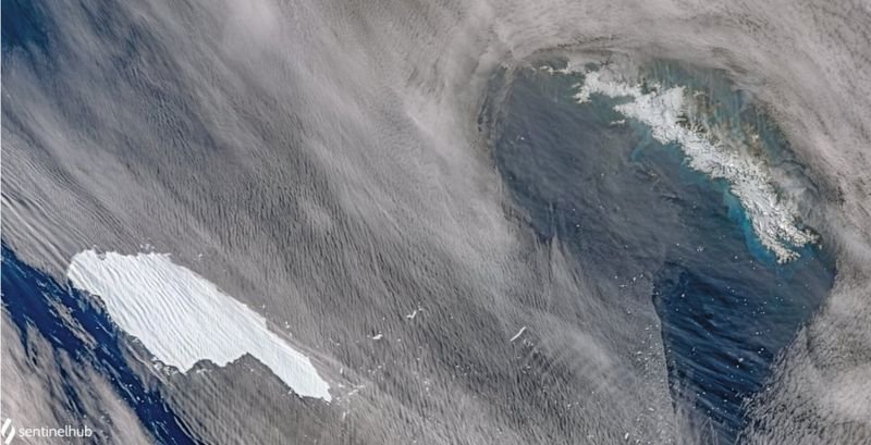 Maior iceberg do mundo é registrado em voo militar; veja fotos