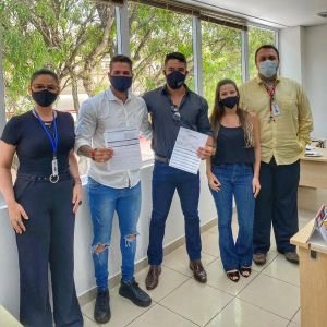 Na folia do Covid-19: O nome do Revéillon é Surreal e a promotora é Oxigênio