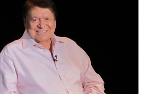 Boni critica programação da Globo e detona GloboNews: “Morno e chato”