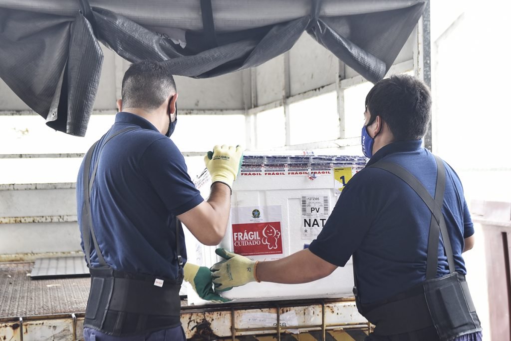 RN recebe segundo lote da vacina Coronavac com 14.600 doses