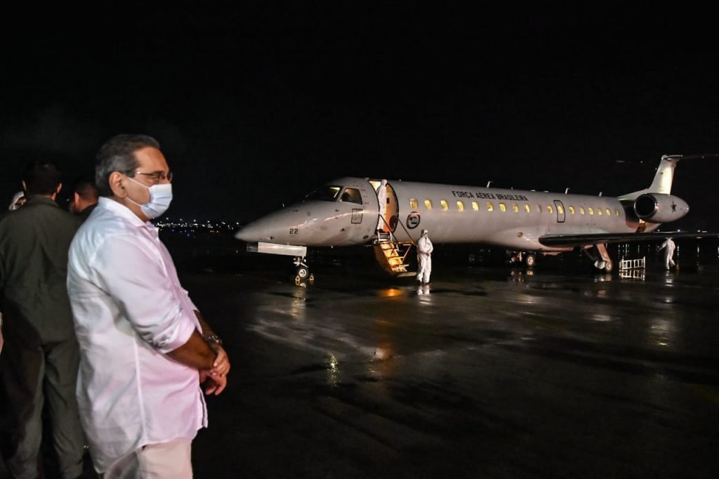 Hospital de Campanha de Natal recebe 16 pacientes do Amazonas