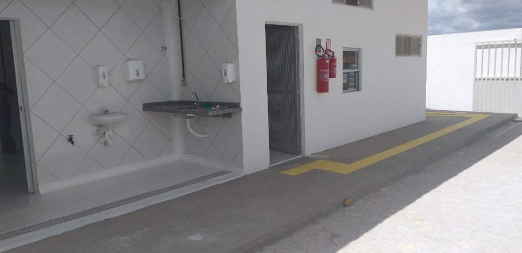 Apicultores de Bom Jesus comemoram conclusão da nova casa de mel