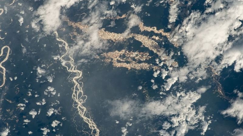 Rios de ouro: as imagens da Nasa que revelam o impacto da mineração ilegal na Amazônia