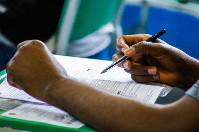 País tem ao menos 110 concursos públicos abertos para mais de 6,8 mil vagas