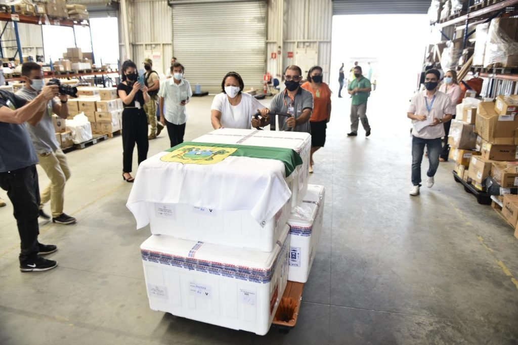 Governo do RN recebe novo lote de vacinas contra Covid-19