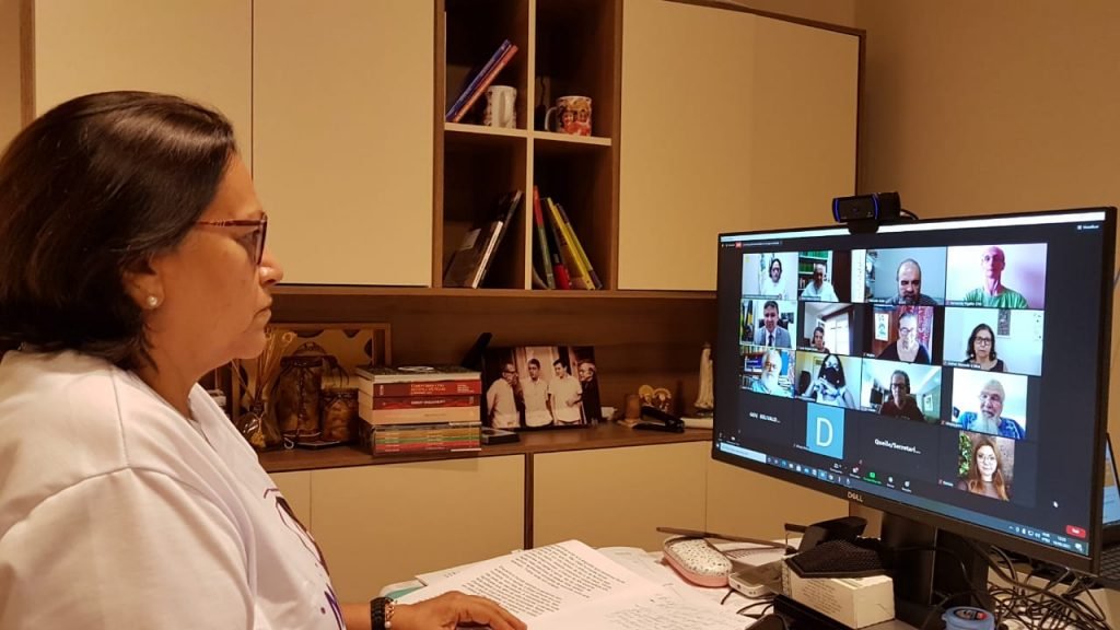 Comitê de Especialistas recomenda medidas mais restritivas para combater contágio da Covid-19