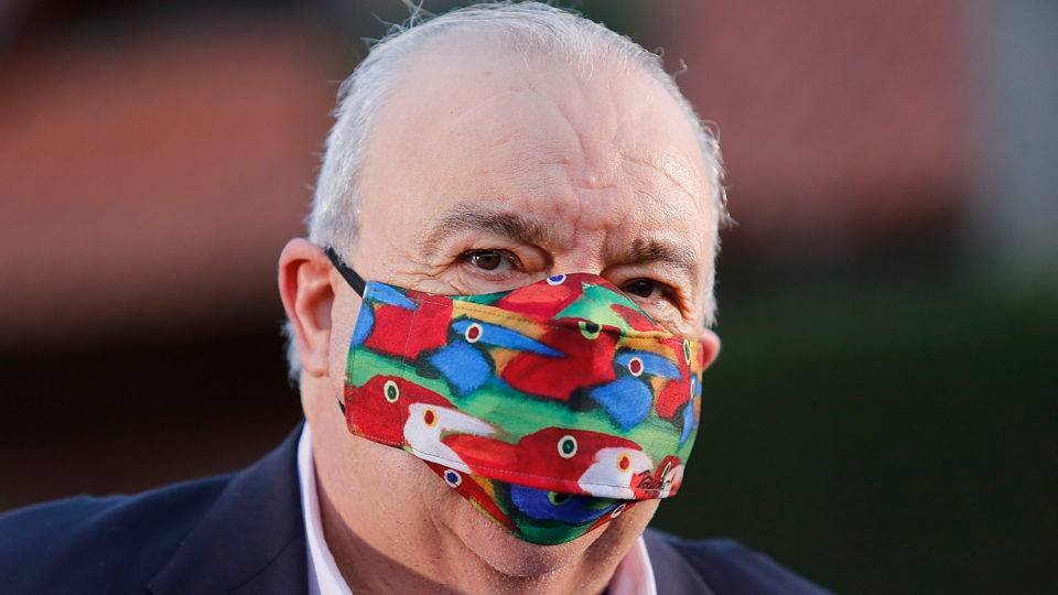 Prefeito de Curitiba quer multar quem distribui comida a sem-teto