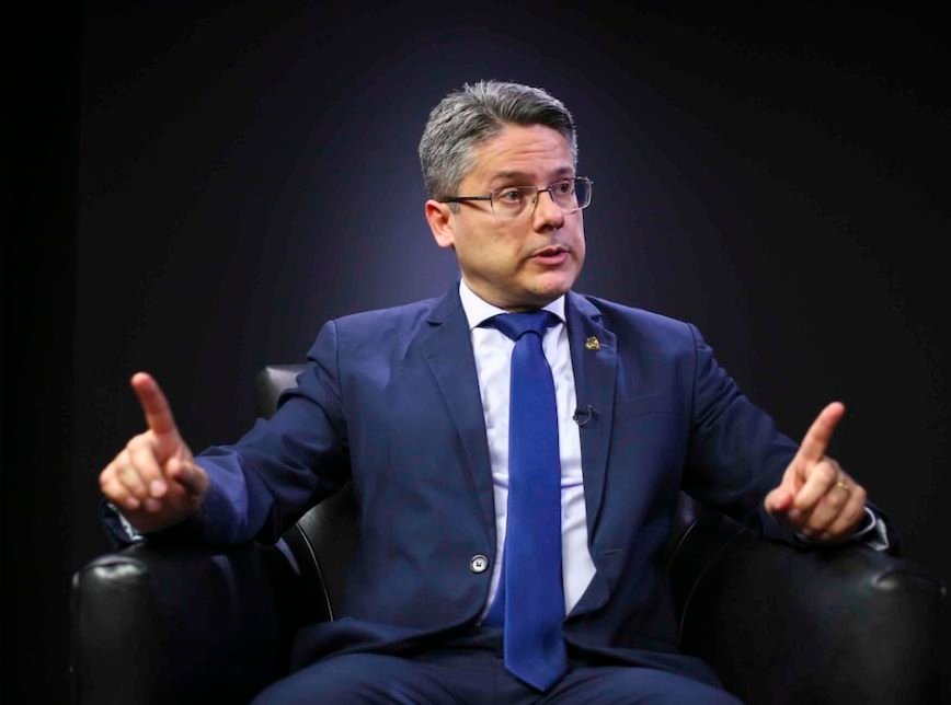 Senador pede para CPI da covid investigar também prefeitos e governadores