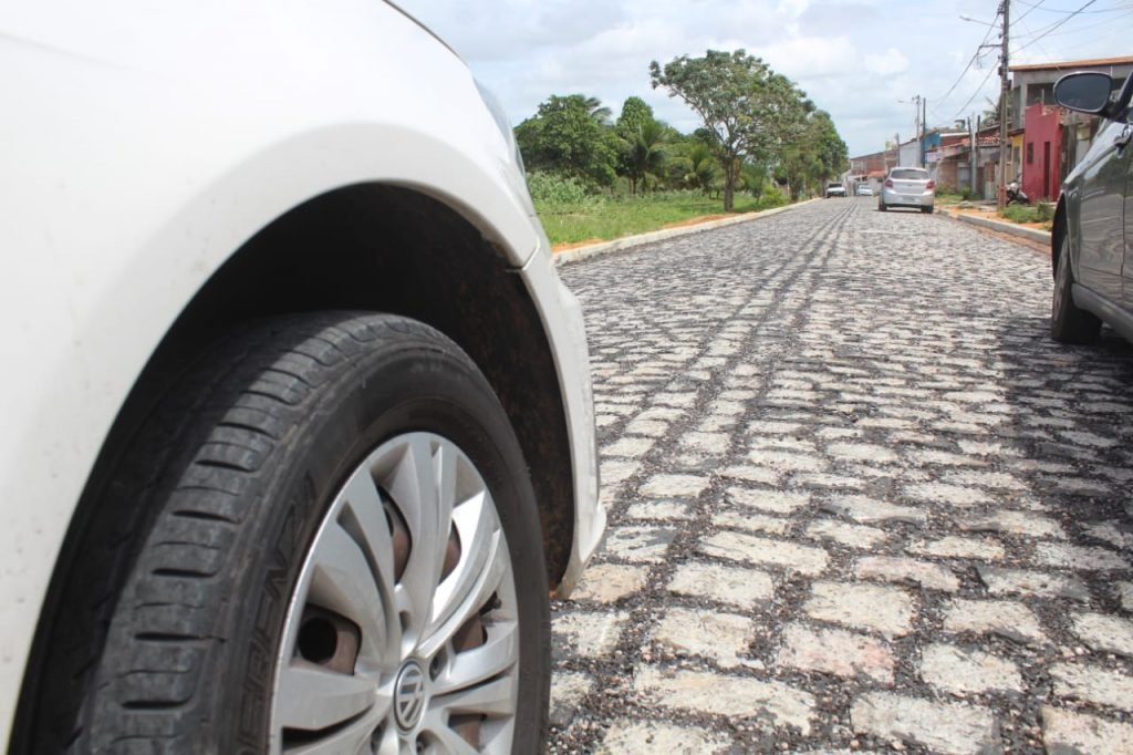 Obras de drenagem e pavimentação do Planalto atingem 30% de execução