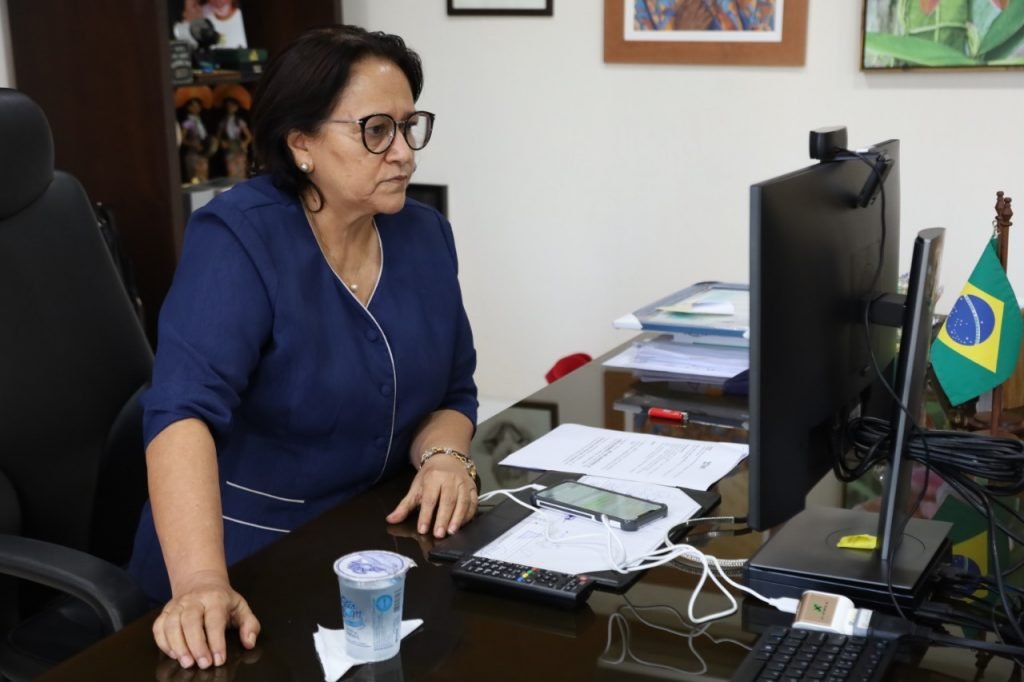 Governo acerta com prefeitos do Alto Oeste medidas restritivas regionais para enfrentar a Covid-19