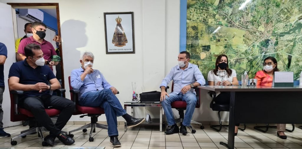 João Maia visita Macaíba e leva recursos federais para segurança e obras