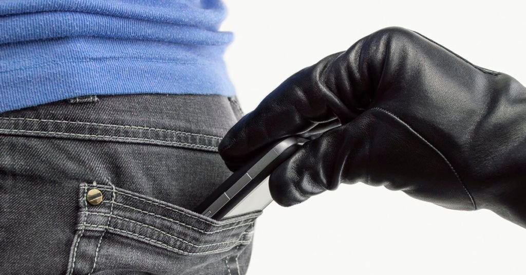 Procon questiona Motorola, Samsung e Apple sobre fraude em bloqueio de celulares