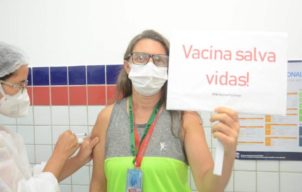 São Gonçalo vacina 5 mil pessoas em dois dias; imunização segue apenas para grupos prioritários