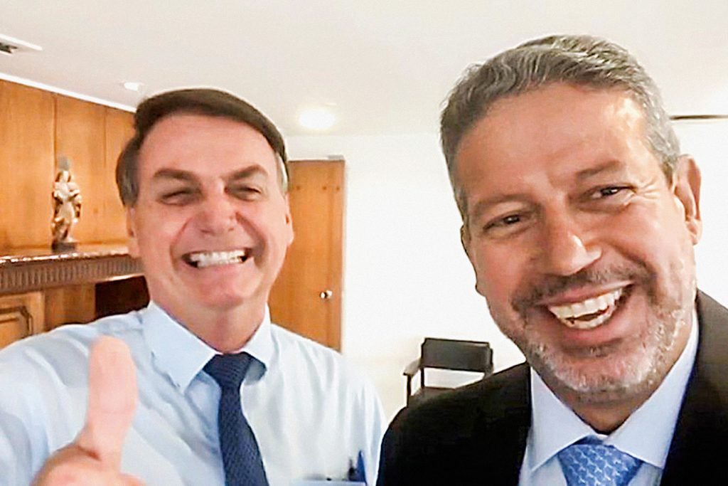 Lira diz que não vê circunstâncias para impeachment de Bolsonaro