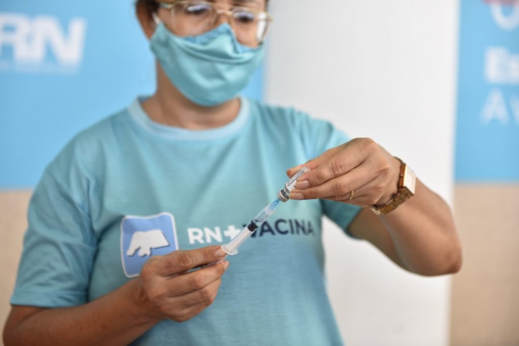 Covid-19: comprovação vacinal de servidores estaduais deve ser enviada até dia 20