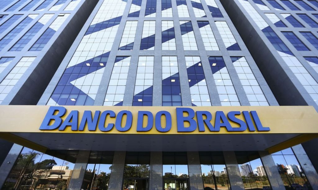 Prazo para se inscrever nos concursos da Caixa e do BB termina hoje