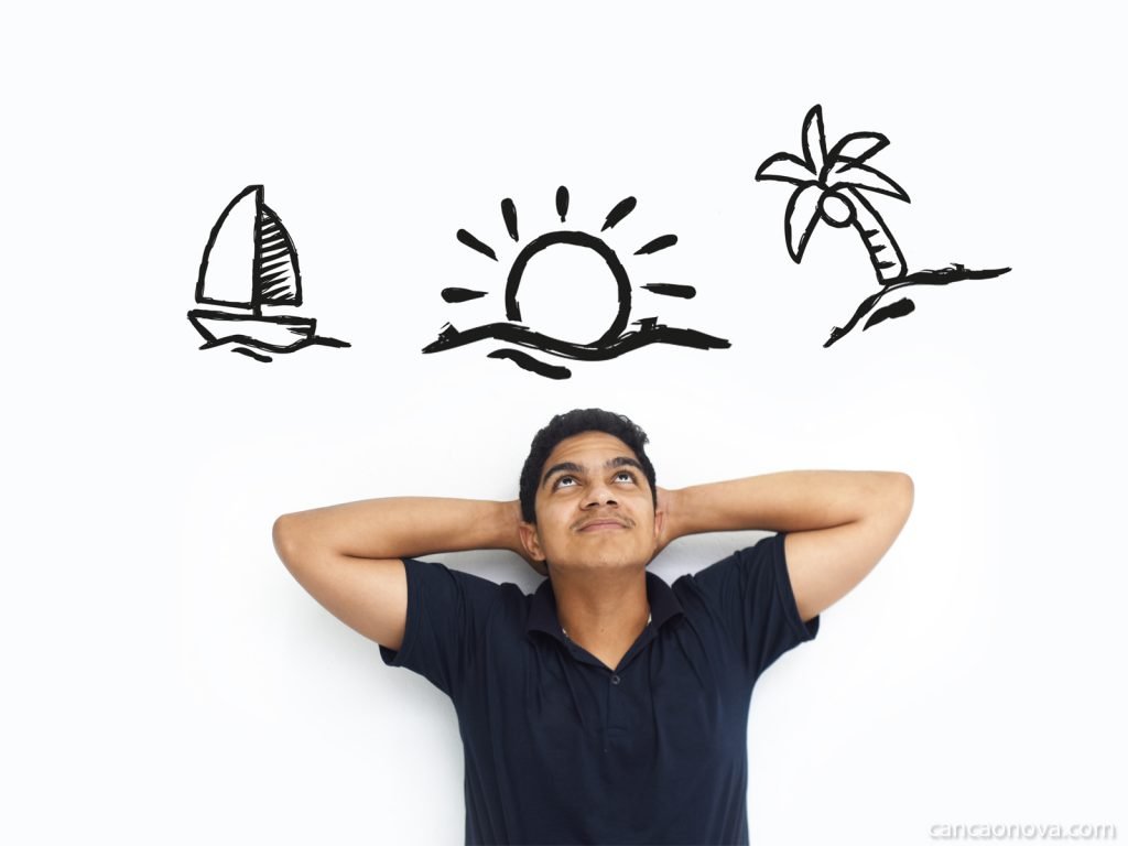 Investir é objetivo para 49% dos brasileiros em 2022, revela pesquisa