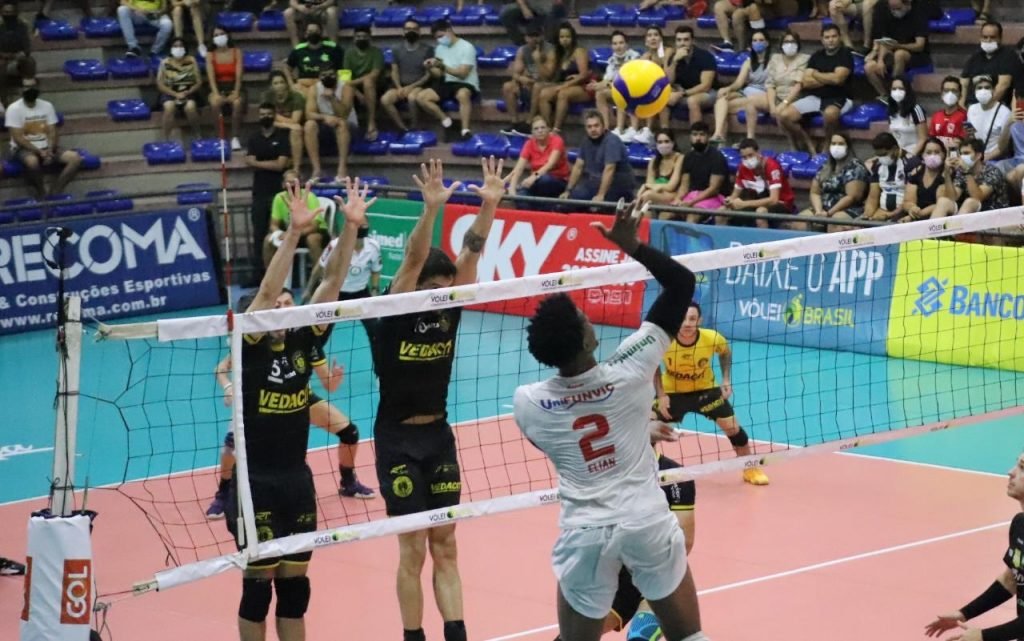Em partida emocionante, Natal vence Vôlei Guarulhos por 3 sets a 2 no Palácio dos Esportes