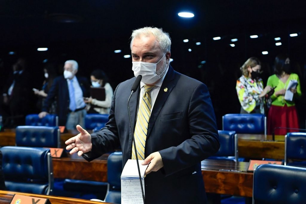 “Projeto para reduzir preço dos combustíveis é prioridade”, afirma Senador Jean