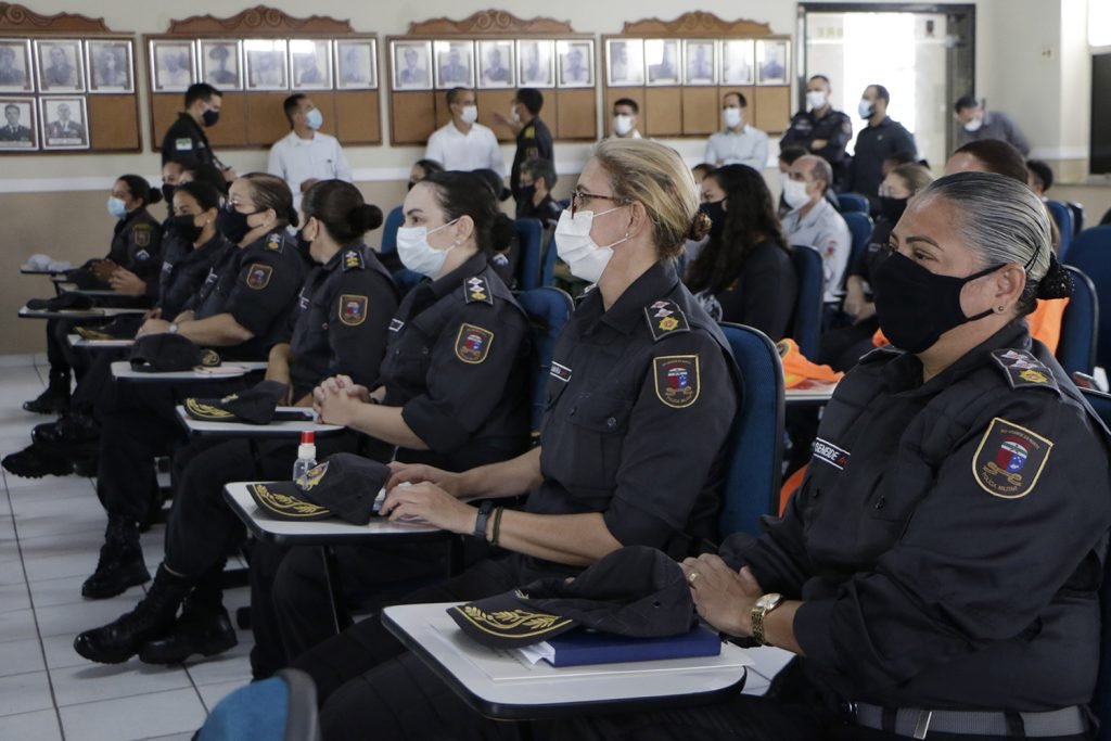Governadora participa de ato em homenagem ao Dia Internacional da Mulher