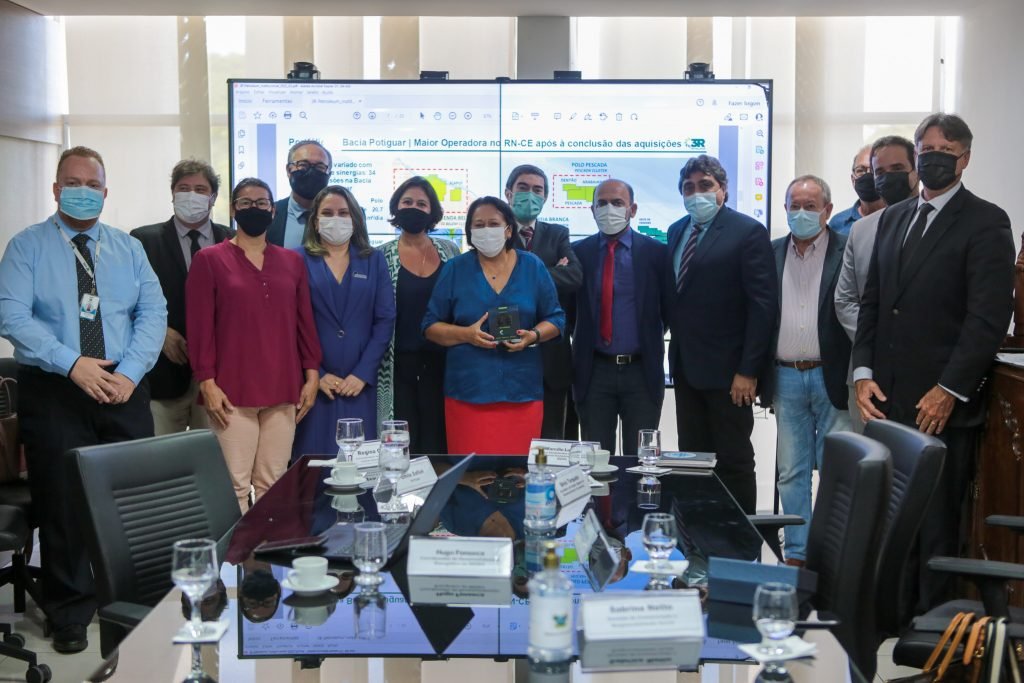 Governo institui grupo de trabalho para retomada de produção de petróleo e gás