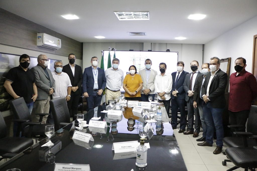 Governo firma parceria com a Codevasf para pavimentar 15 quilômetros da Estrada do Melão