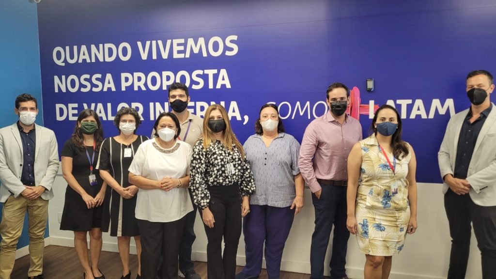 Governo do RN e companhias aéreas discutem estratégias de operações