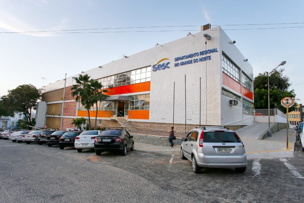 Sesc e Sebrae assinam convênio para o Projeto Bora Fazê50+ voltado para o público sênior potiguar