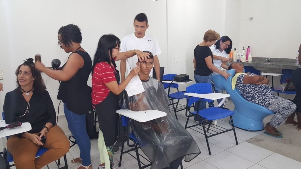Semtas vai ofertar 320 vagas para cursos de capacitação profissional em dezessete áreas