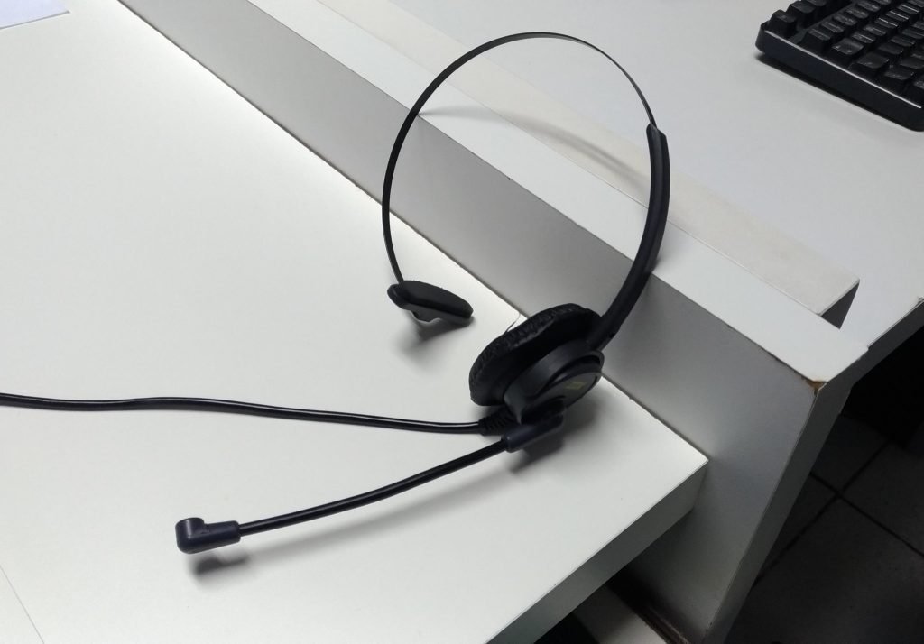 Ligações de telemarketing terão prefixo 0303 a partir de amanhã (10). Veja como bloquear