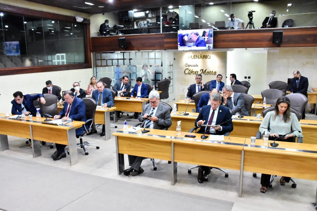 ALRN tem nova composição partidária e bancada histórica com 12 parlamentares