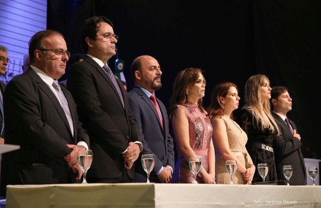 Câmara Municipal de Natal entrega Comenda Ruy Pereira a profissionais de saúde