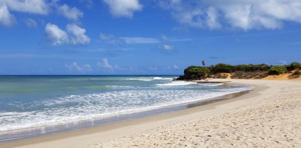 Patrimônio da União quer fechar barracas de Tourinhos. Além de renda e empregos, São Miguel do Gostoso perde atração de sua praia mais bonita