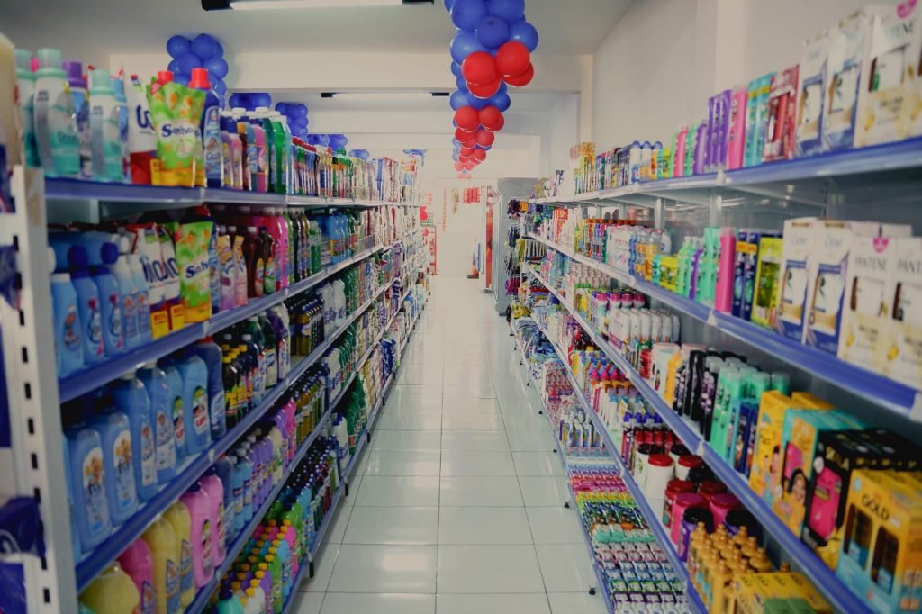 11 empresas são donas de quase tudo que achamos no supermercado