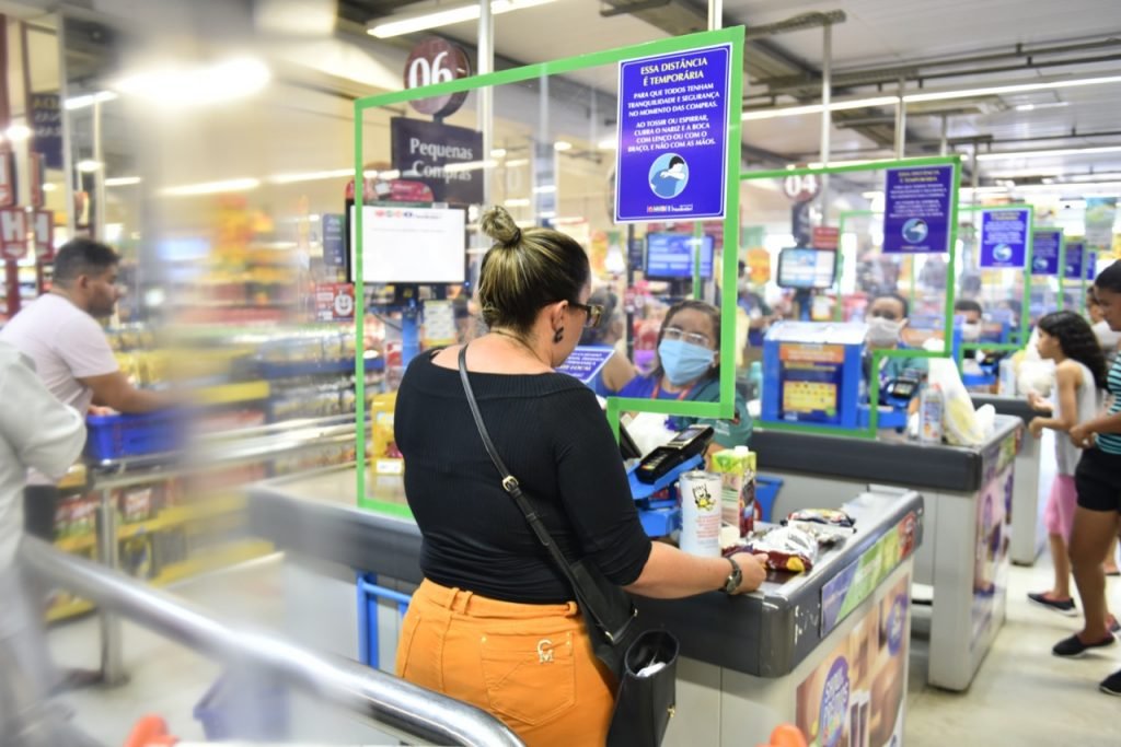 RN é destaque nacional em crescimento nos setores de comércio e serviços