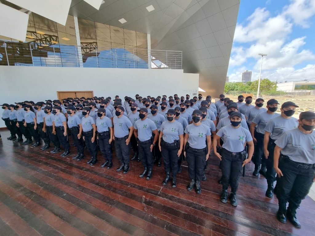 Governo convoca e nomeia 72 policiais penais aprovados em concurso público