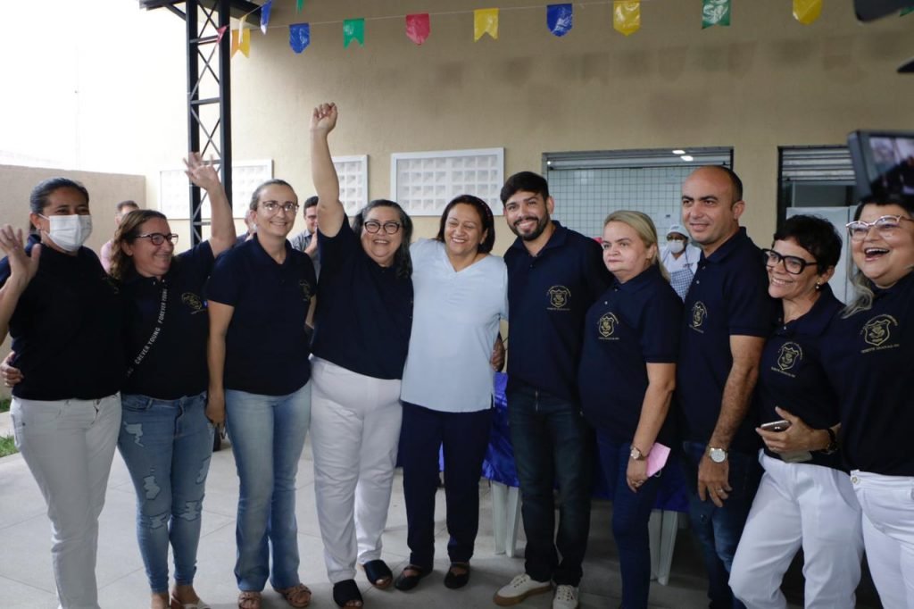 Estado entrega reforma de duas escolas no Alto Oeste