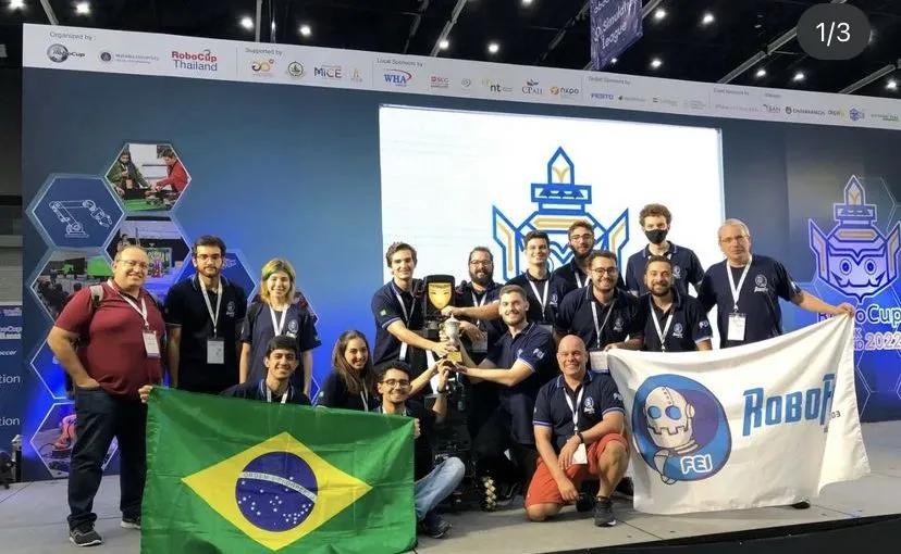 Com robô que arruma a casa, Brasil vence concurso mundial de robótica