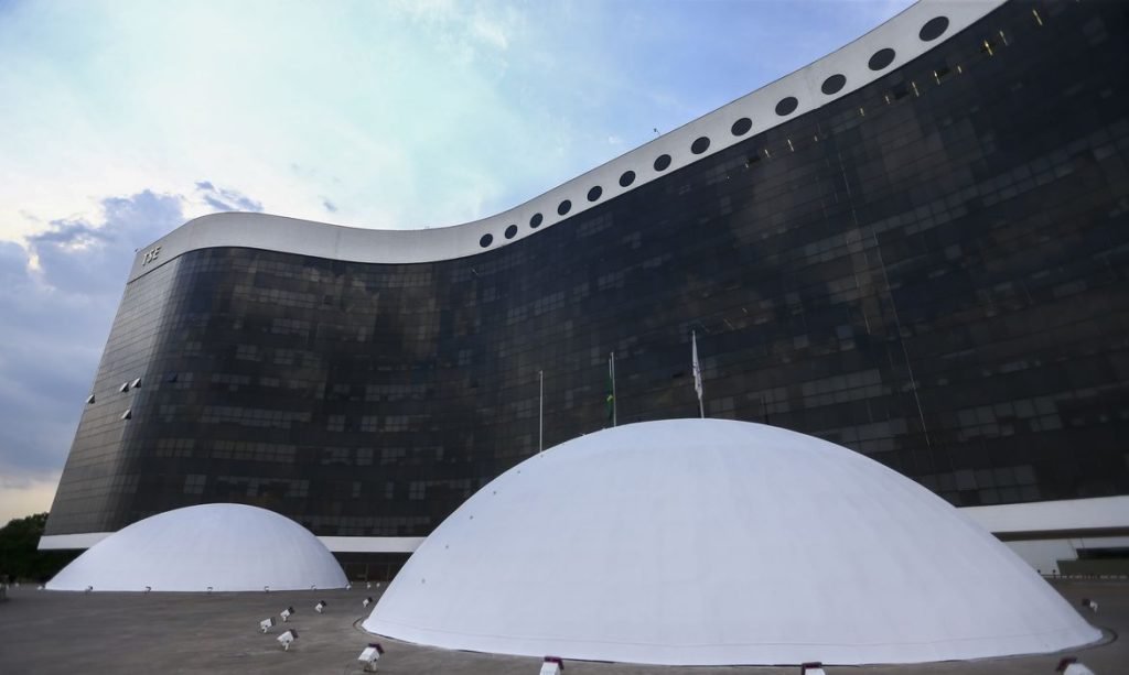 Eleitores têm até 9 de janeiro para justificar ausência no 2º turno das Eleições 2022