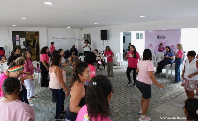 Mutirão de mamografias da CMN oferece serviços de beleza e alongamento para participantes